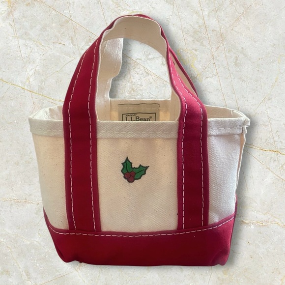 L.L. Bean Handbags - L.L. Bean Boat and Tote Mini canvas bag embroidered holly on front